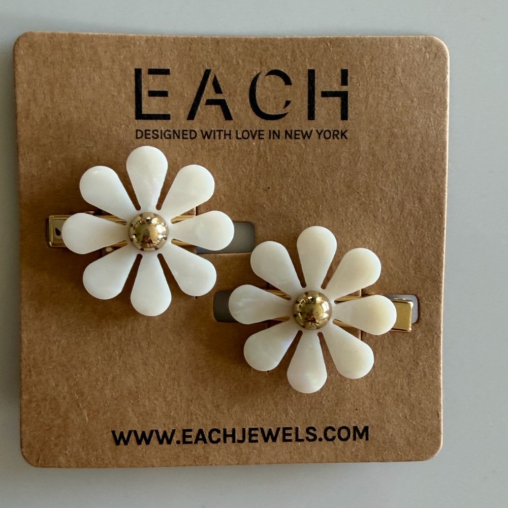 EACH JEWELS - Flower Hair Clips